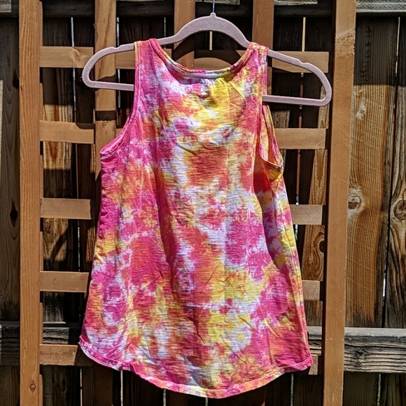 Tie-Dyed Tank Top - Picture 7 of 7